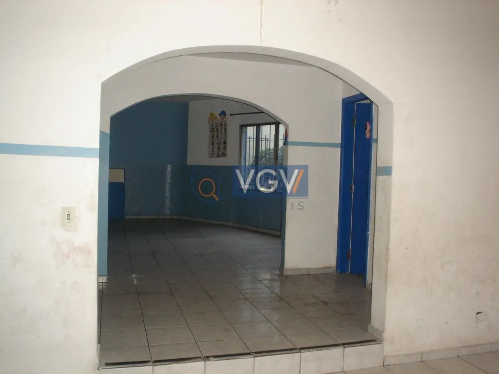 Casa, 4 quartos, 300 m² - Foto 2