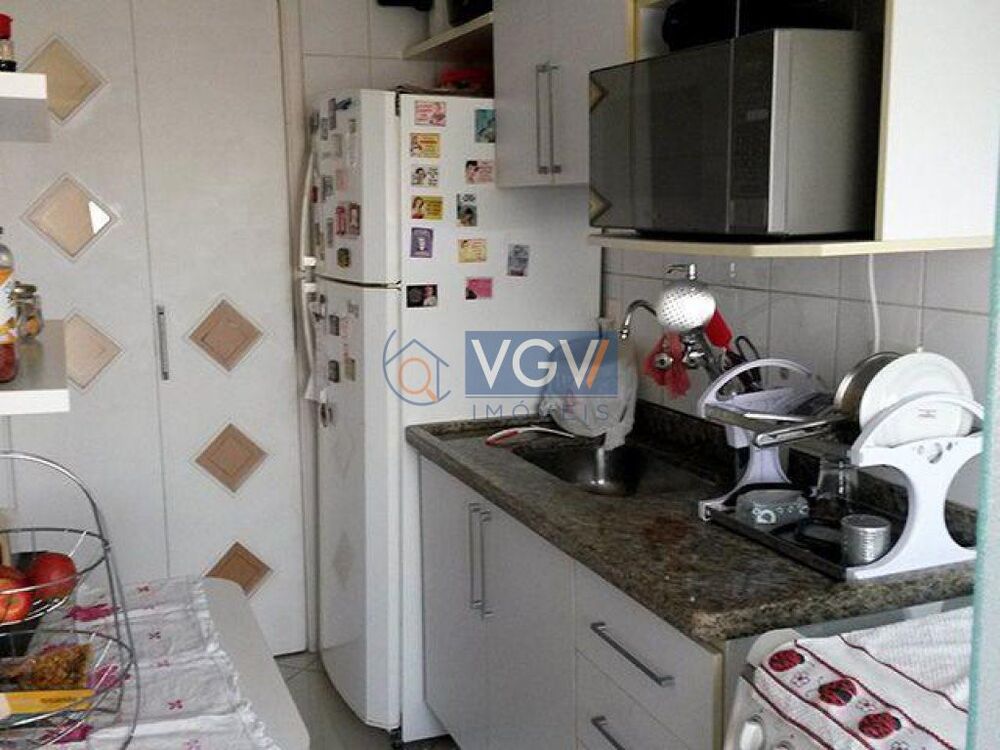 Apartamento à venda com 2 quartos, 56m² - Foto 3