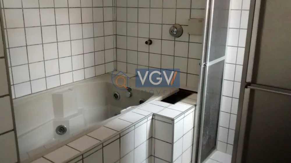 Casa, 7 quartos, 404 m² - Foto 2