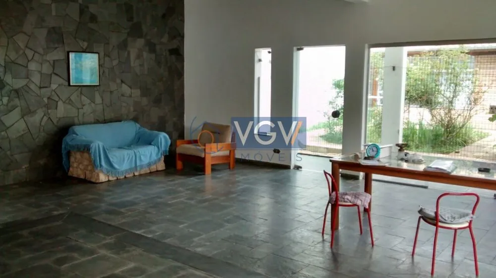 Casa, 7 quartos, 404 m² - Foto 1