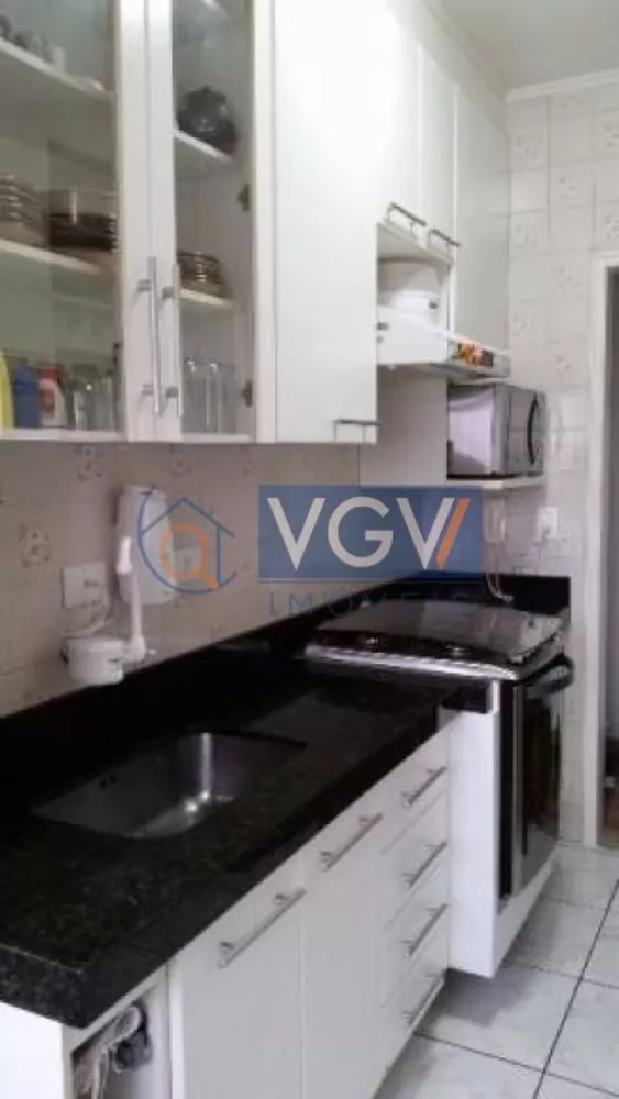 Apartamento à venda com 2 quartos, 57m² - Foto 4