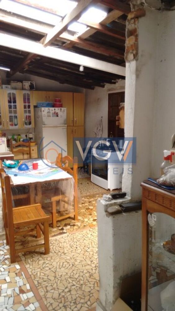 Casa, 2 quartos, 200 m² - Foto 1