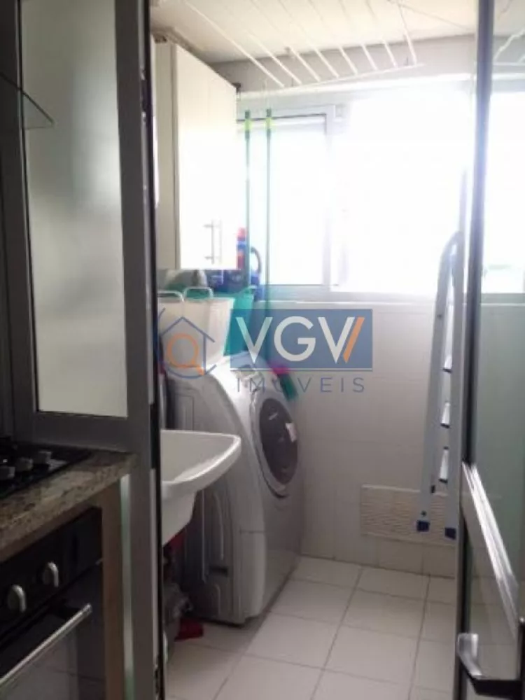 Apartamento à venda com 2 quartos, 65m² - Foto 12