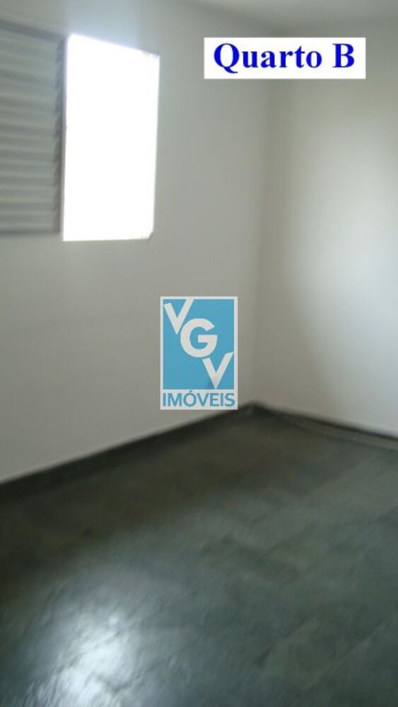 Casa para alugar com 2 quartos, 135m² - Foto 3