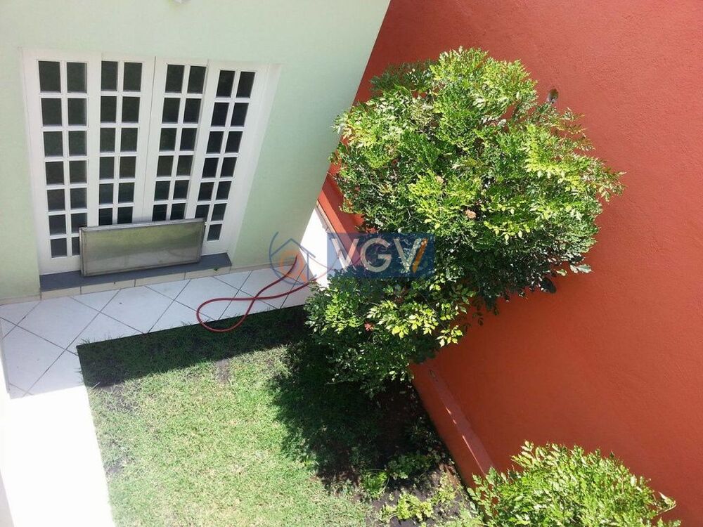 Casa, 3 quartos, 250 m² - Foto 3