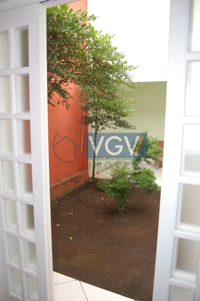 Casa, 3 quartos, 250 m² - Foto 3
