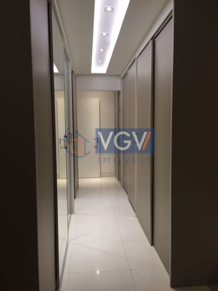 Apartamento, 4 quartos, 200 m² - Foto 1