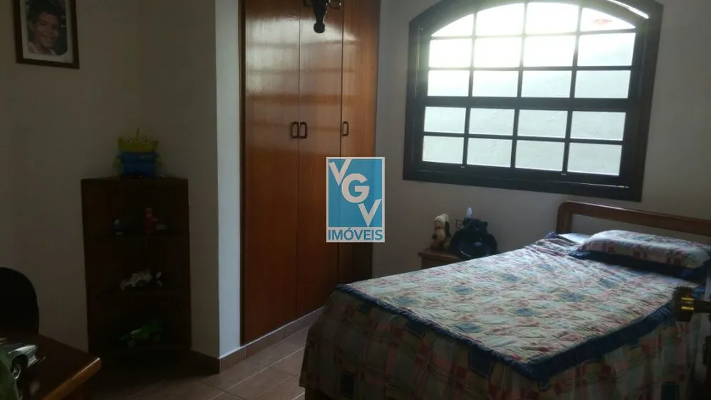 Casa, 3 quartos, 240 m² - Foto 12