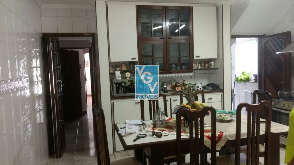 Casa, 3 quartos, 240 m² - Foto 4