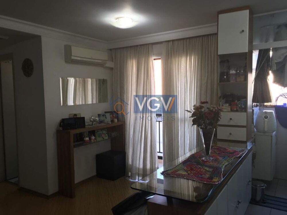 Apartamento à venda com 2 quartos, 50m² - Foto 3
