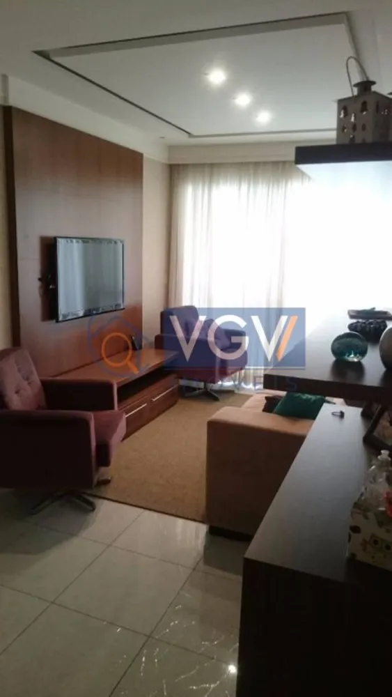 Apartamento, 3 quartos, 80 m² - Foto 2