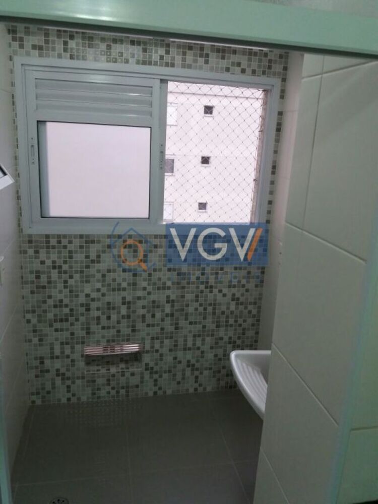 Apartamento à venda com 3 quartos, 94m² - Foto 1