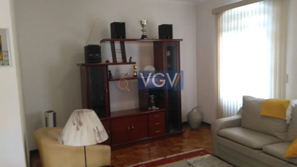 Casa, 3 quartos, 200 m² - Foto 1