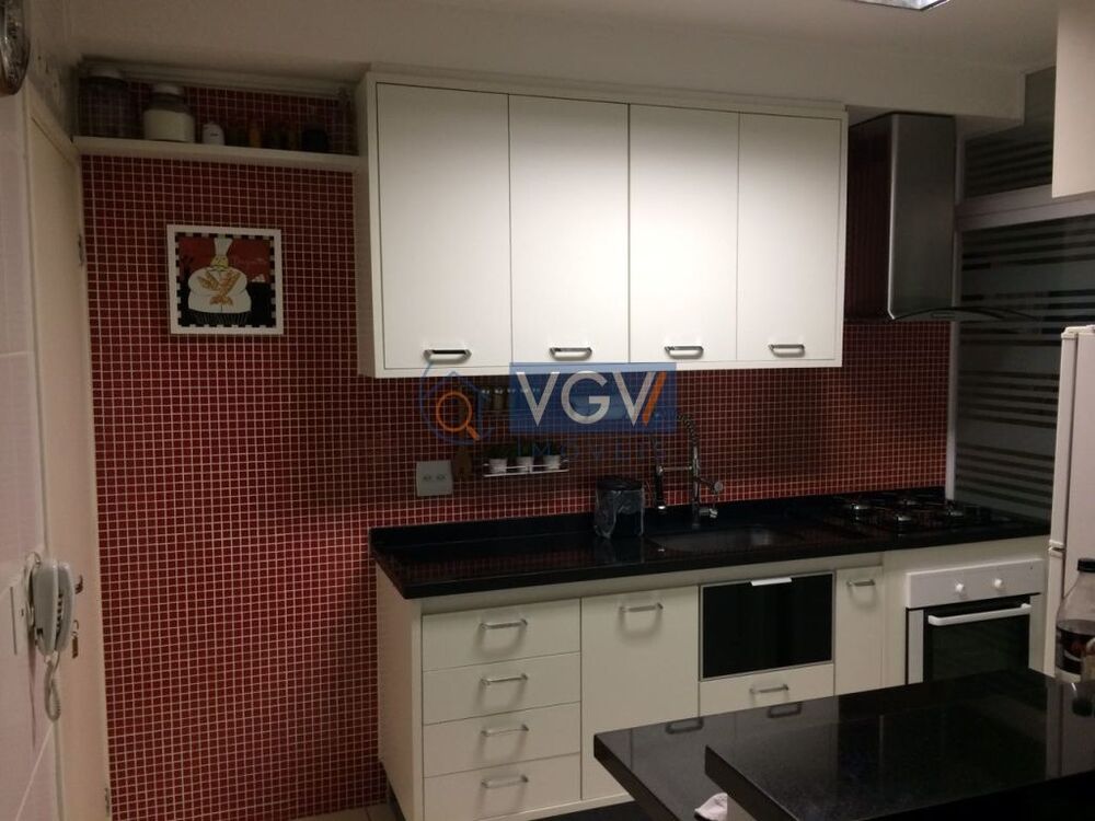 Apartamento à venda com 2 quartos, 100m² - Foto 2