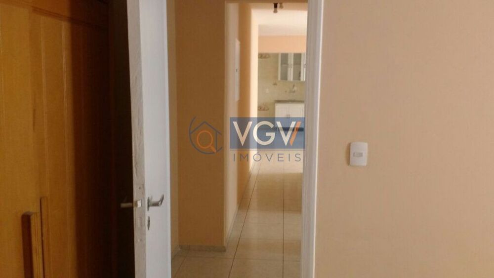 Apartamento para alugar com 2 quartos, 60m² - Foto 2