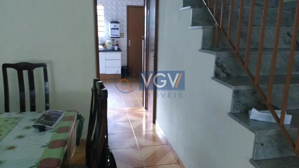 Casa, 3 quartos, 147 m² - Foto 2