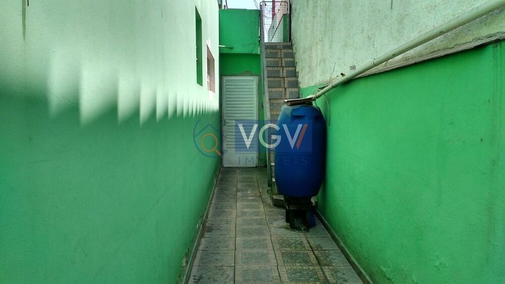 Casa à venda com 3 quartos, 147m² - Foto 2