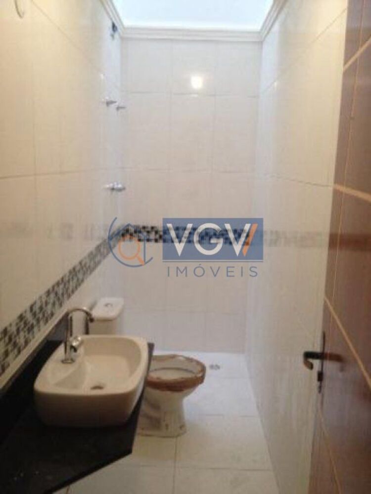 Casa à venda com 3 quartos, 130m² - Foto 3