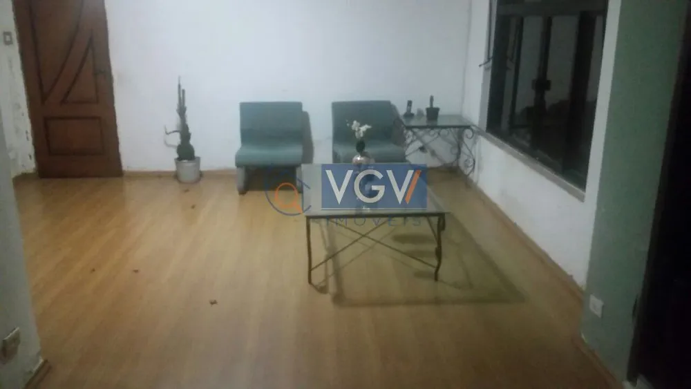 Casa, 4 quartos, 222 m² - Foto 1