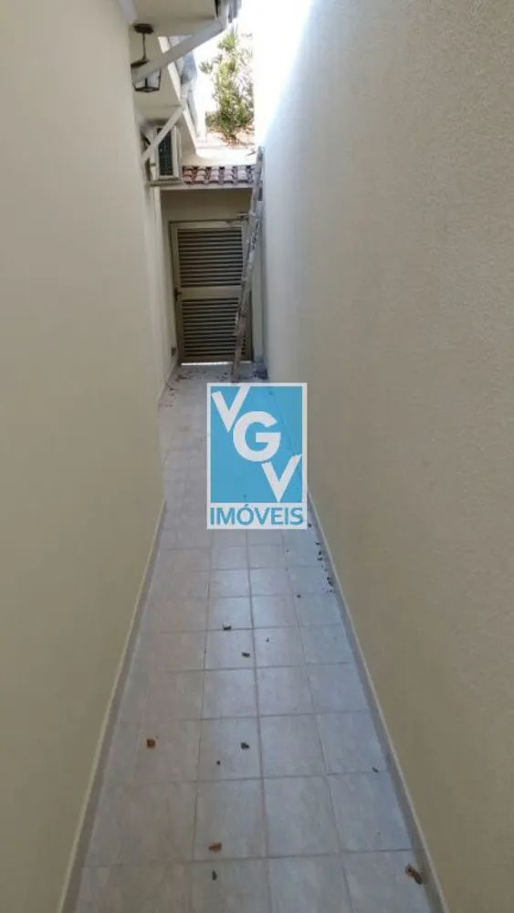 Casa, 3 quartos, 220 m² - Foto 3