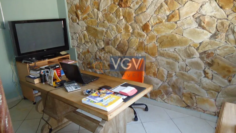 Casa, 4 quartos, 300 m² - Foto 3