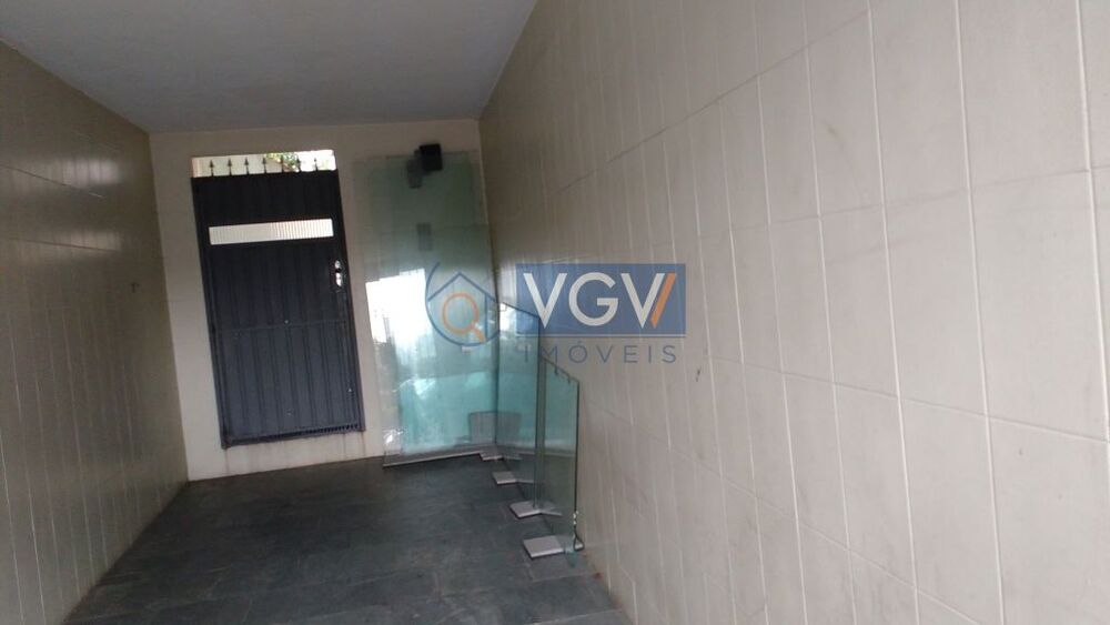 Casa para alugar com 1 quarto, 70m² - Foto 2