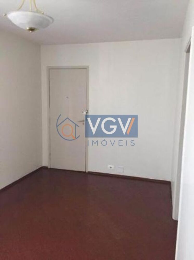Apartamento à venda com 3 quartos, 68m² - Foto 2