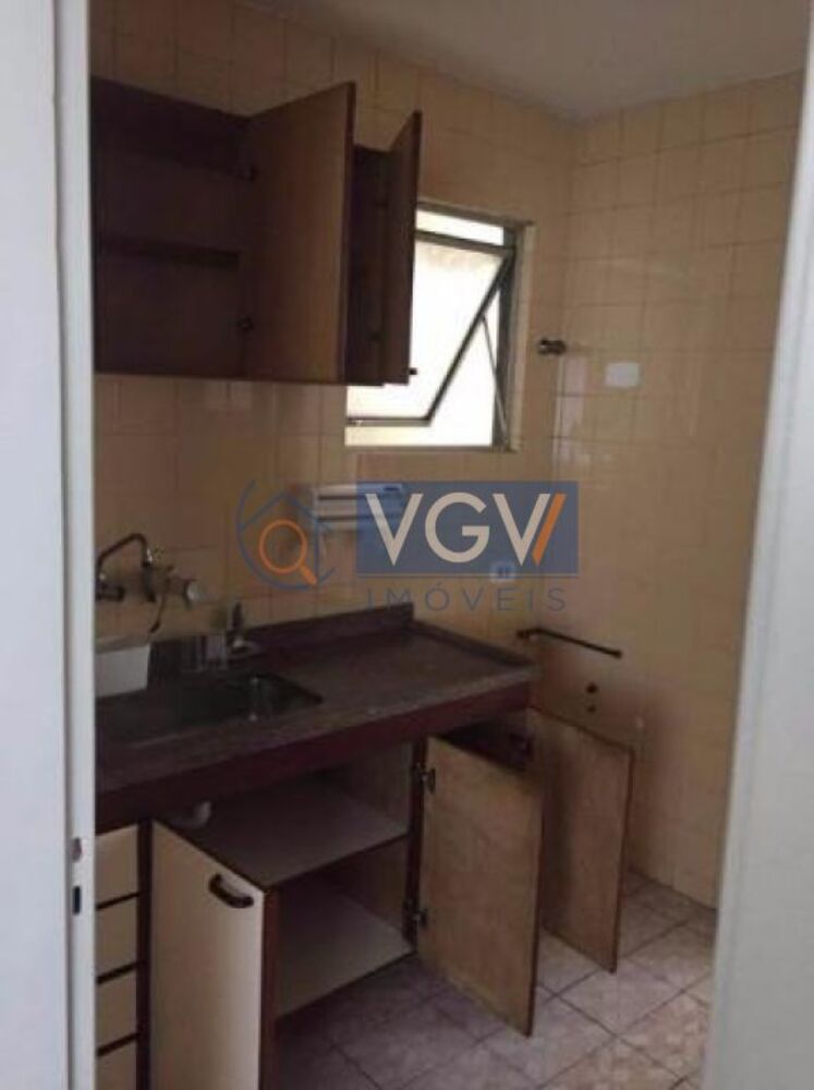 Apartamento à venda com 3 quartos, 68m² - Foto 3