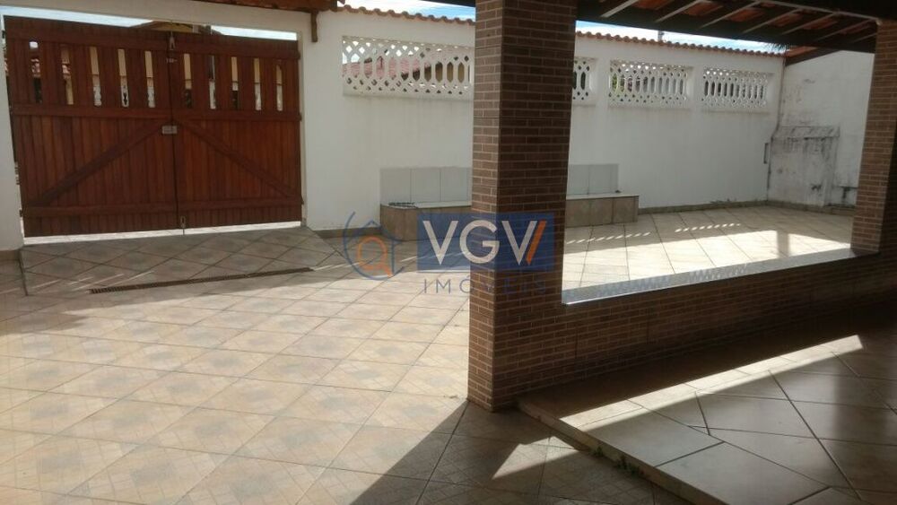 Casa, 2 quartos, 250 m² - Foto 1