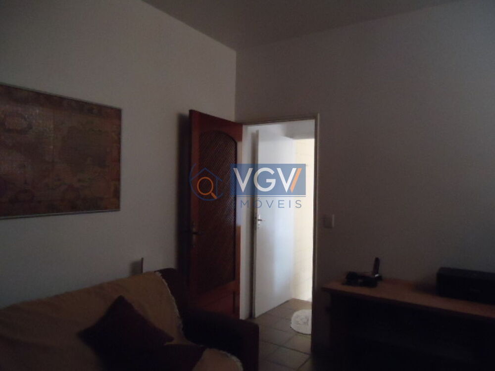Casa, 3 quartos, 227 m² - Foto 1