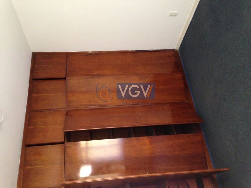 Casa à venda e aluguel com 6 quartos, 450m² - Foto 10