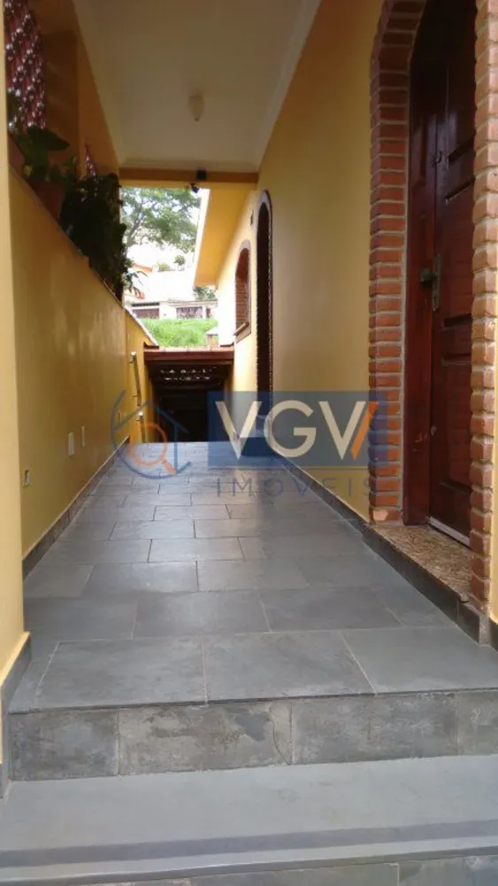 Casa, 3 quartos, 241 m² - Foto 3