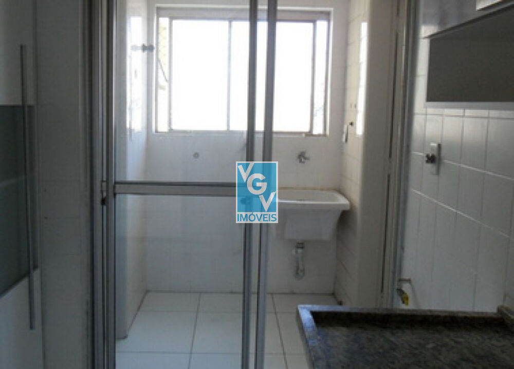 Apartamento para alugar com 3 quartos, 88m² - Foto 2