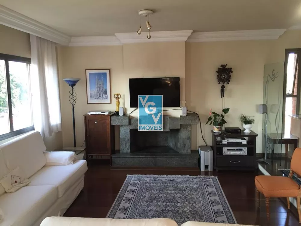 Apartamento à venda com 4 quartos, 191m² - Foto 2