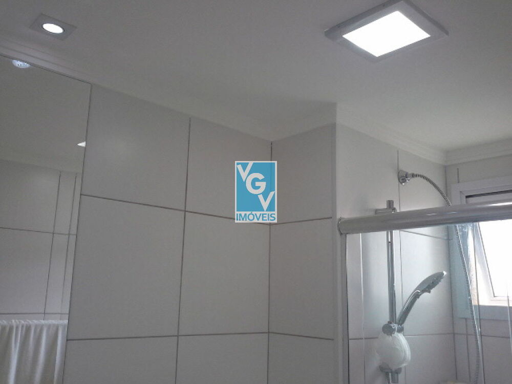 Apartamento à venda com 2 quartos, 66m² - Foto 12