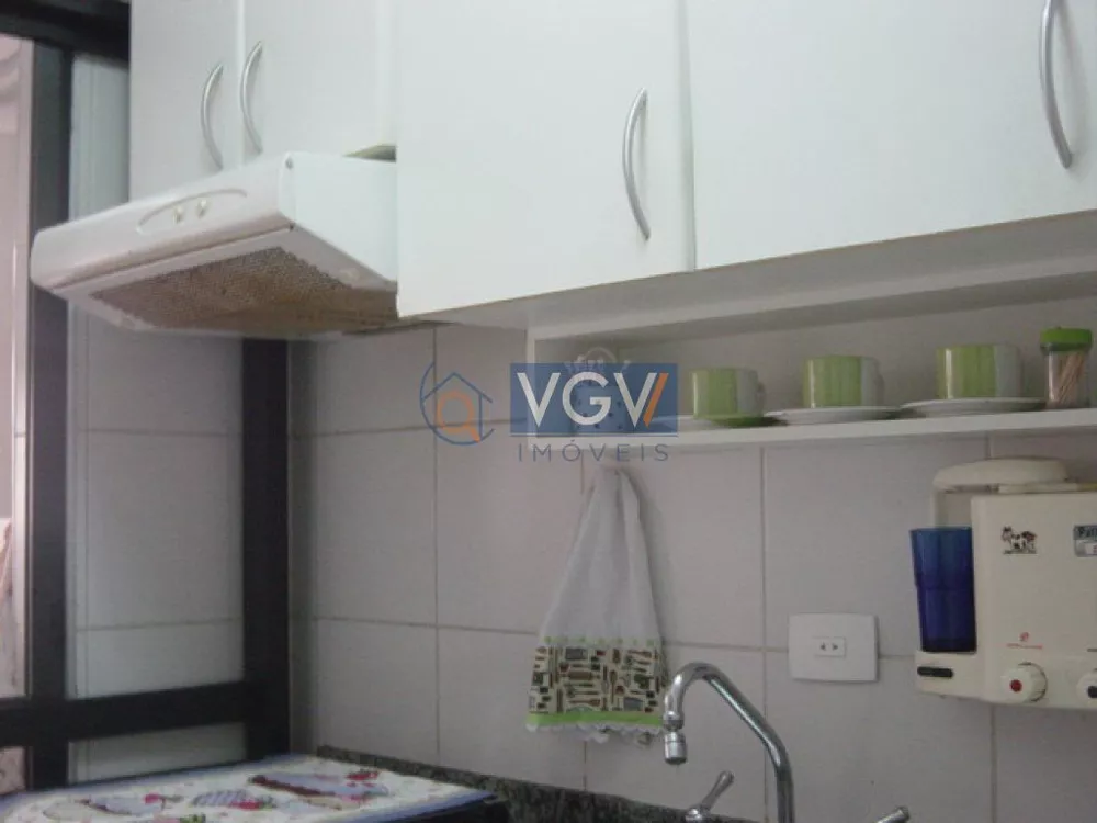 Apartamento à venda com 3 quartos, 78m² - Foto 3