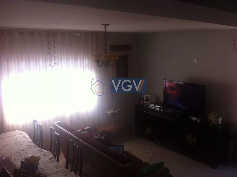 Casa à venda com 3 quartos, 170m² - Foto 2