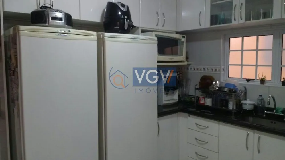 Casa, 2 quartos, 180 m² - Foto 11