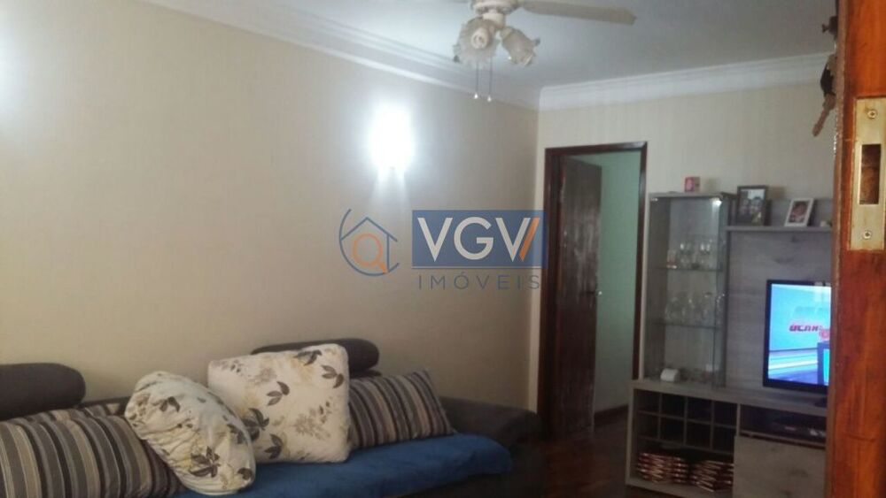 Casa, 3 quartos, 144 m² - Foto 2