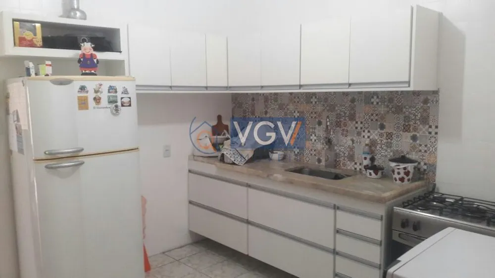 Casa, 3 quartos, 180 m² - Foto 2