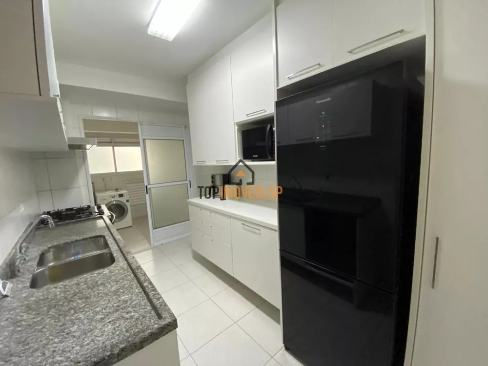 Apartamento à venda com 3 quartos, 151m² - Foto 4