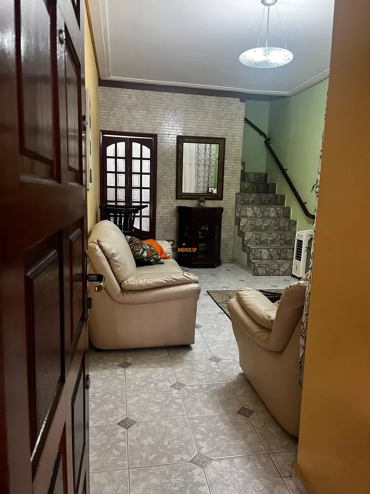 Casa à venda com 3 quartos, 120m² - Foto 2