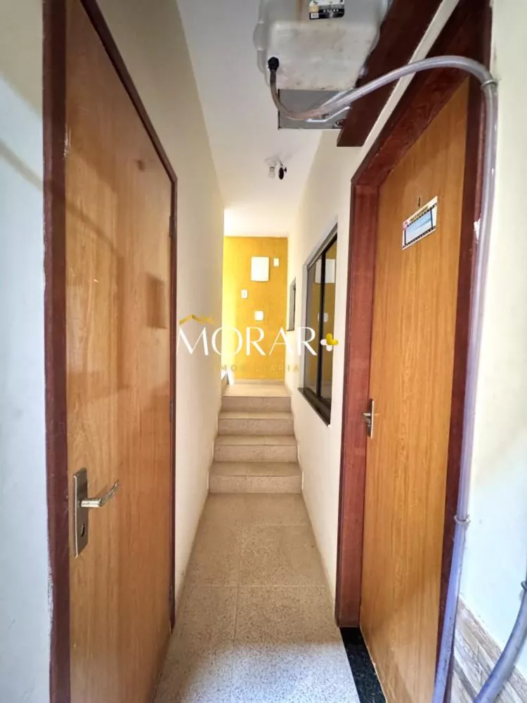 Casa, 10 quartos, 225 m² - Foto 1