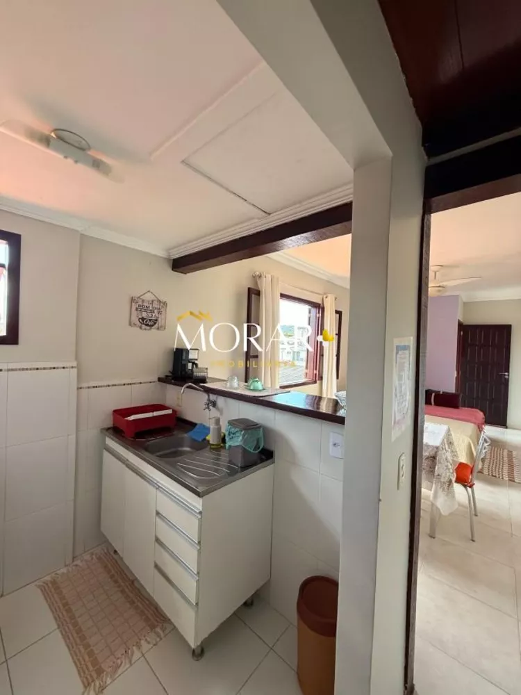 Casa, 4 quartos, 225 m² - Foto 33