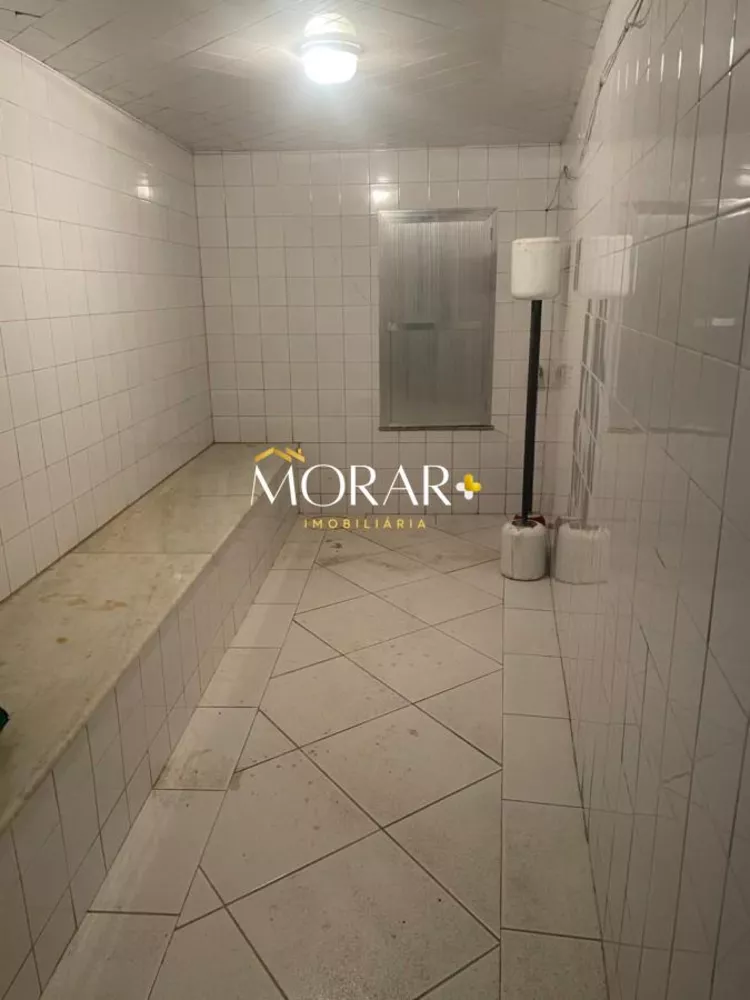 Casa, 5 quartos, 242 m² - Foto 3