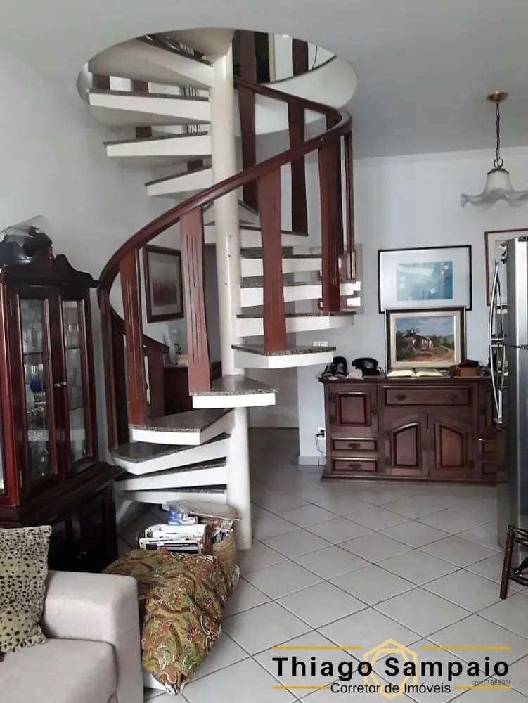 Cobertura, 3 quartos, 215 m² - Foto 2