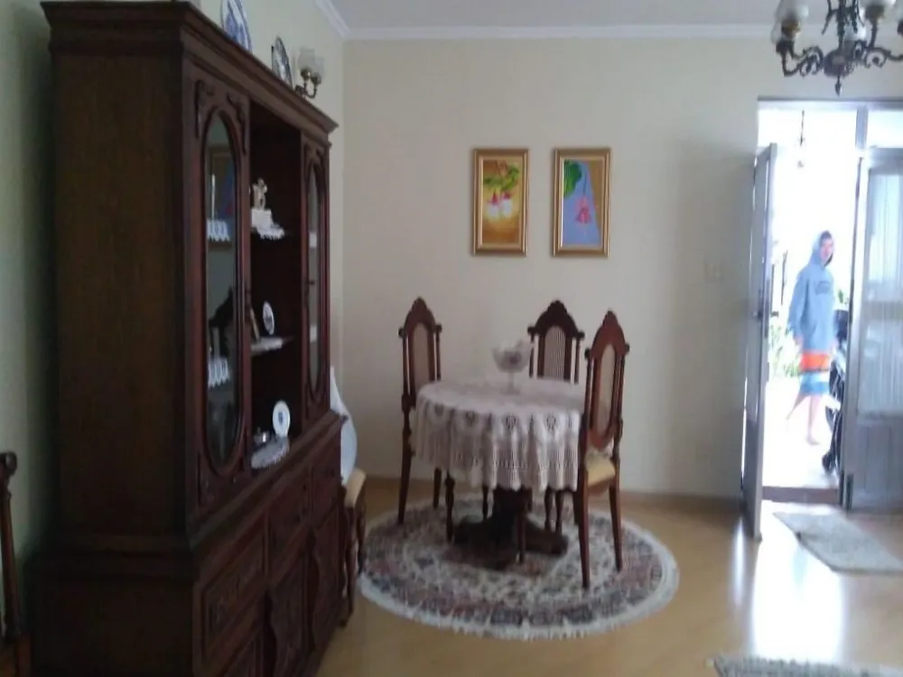 Casa, 3 quartos, 300 m² - Foto 1