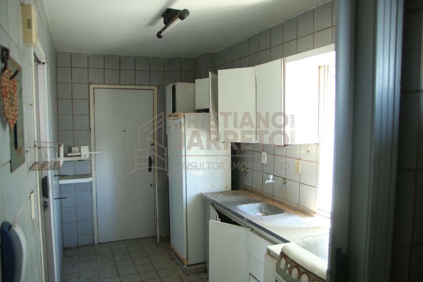 Apartamento à venda com 3 quartos, 101m² - Foto 33