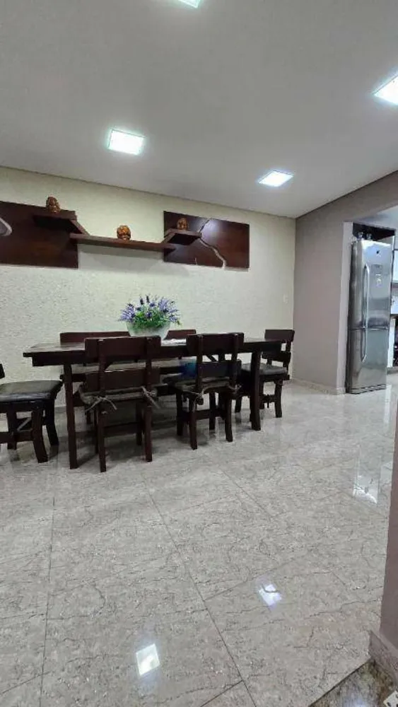 Casa, 3 quartos, 230 m² - Foto 7