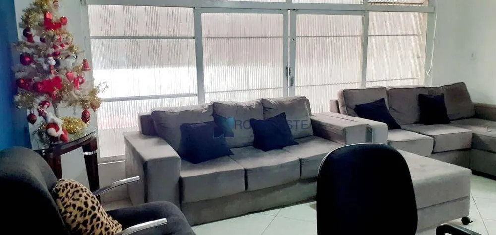 Casa, 2 quartos, 290 m² - Foto 1